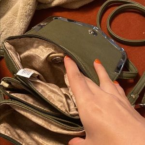 Green hand bag never used